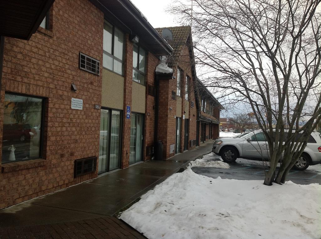 Americas Best Value Inn Хорсхедс Экстерьер фото